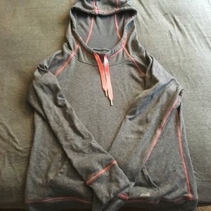 Avis sports hoodie